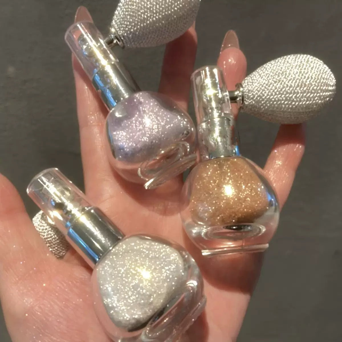 Luxury gold body glitter spray bottle with perfume atomizer for custom body care private label development